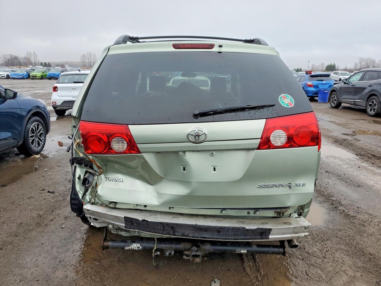 2007 TOYOTA SIENNA