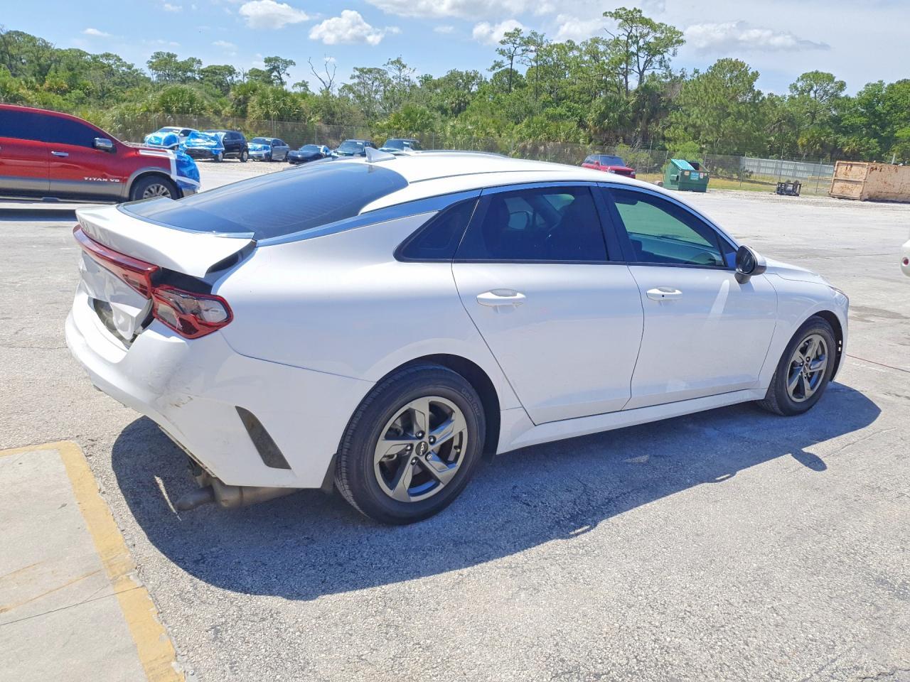 2023 KIA K5