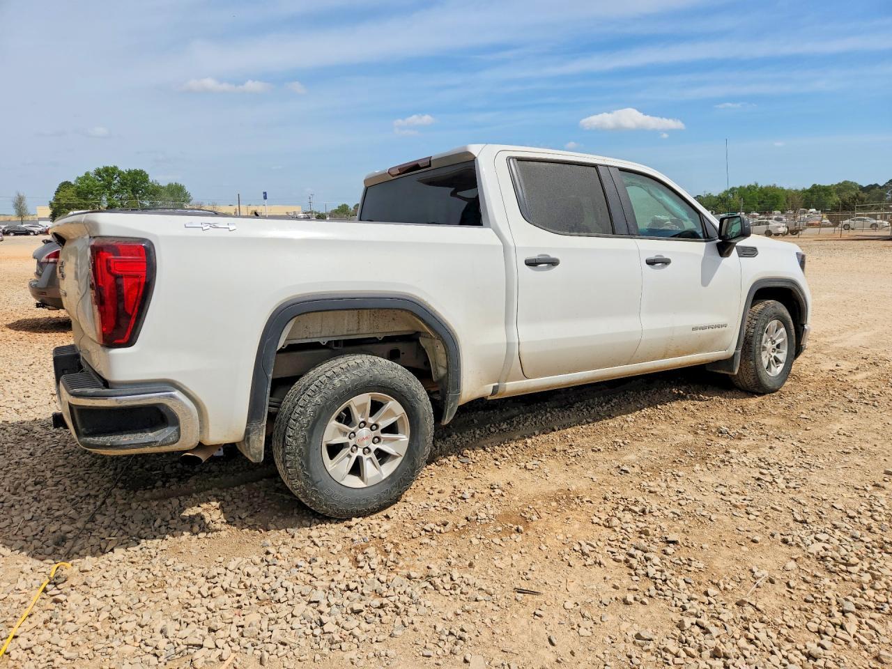 2023 GMC Sierra