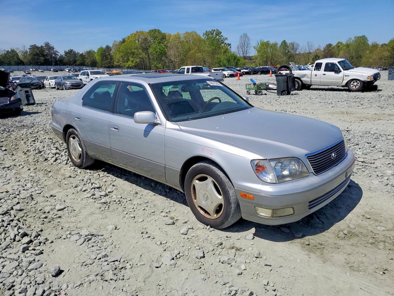 2000 LEXUS Ls 400