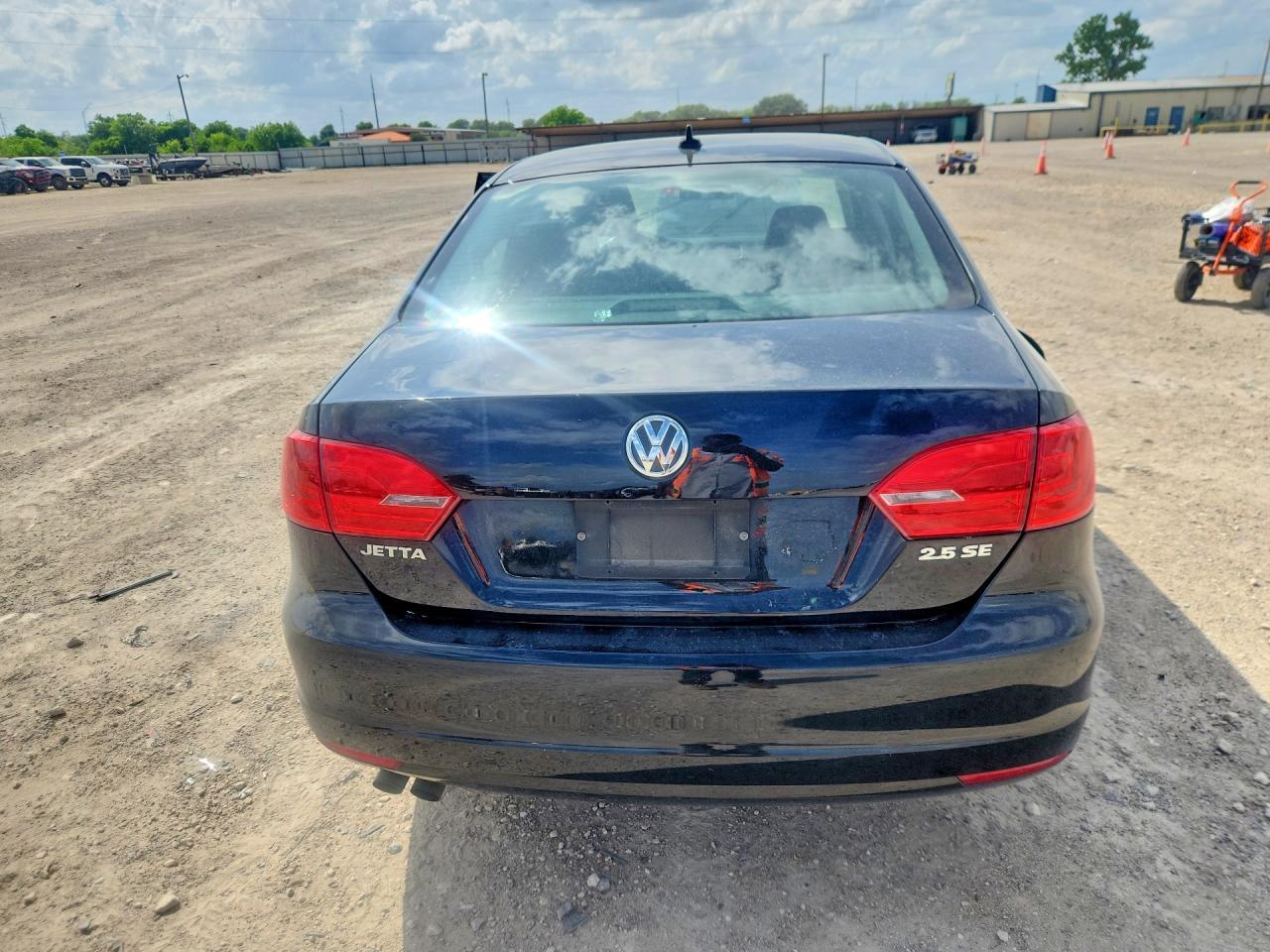 2012 VOLKSWAGEN JETTA