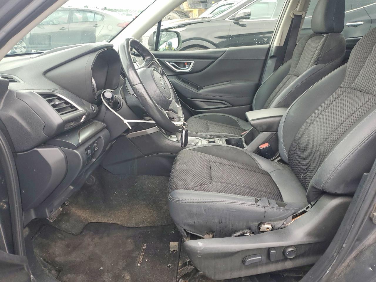 2021 SUBARU FORESTER