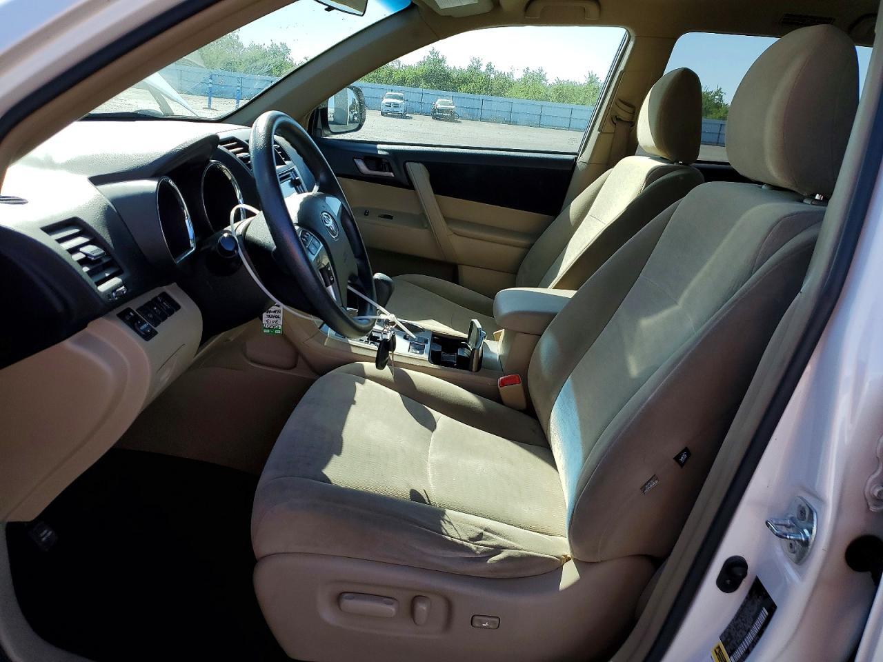 2013 TOYOTA HIGHLANDER