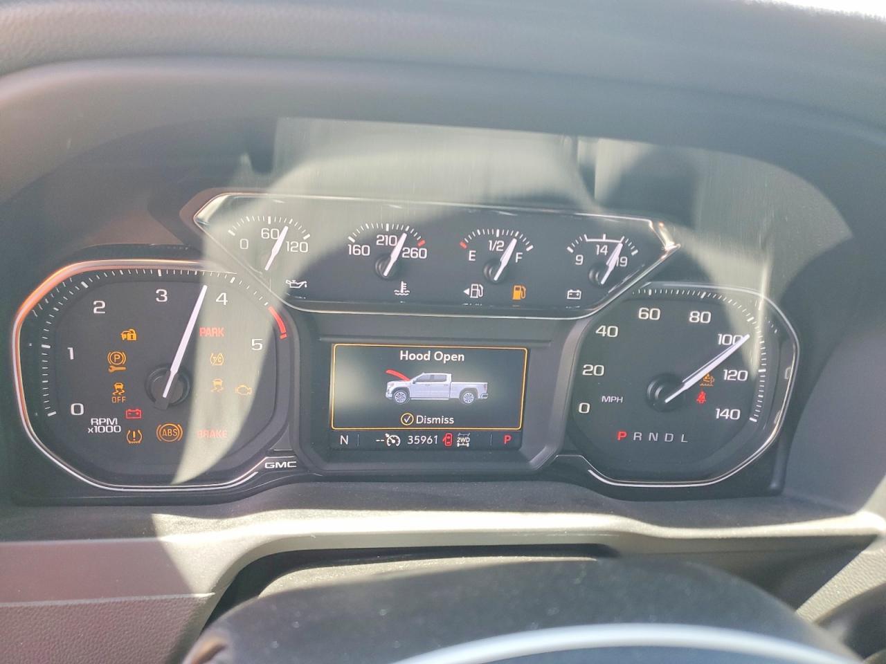 2023 GMC Sierra