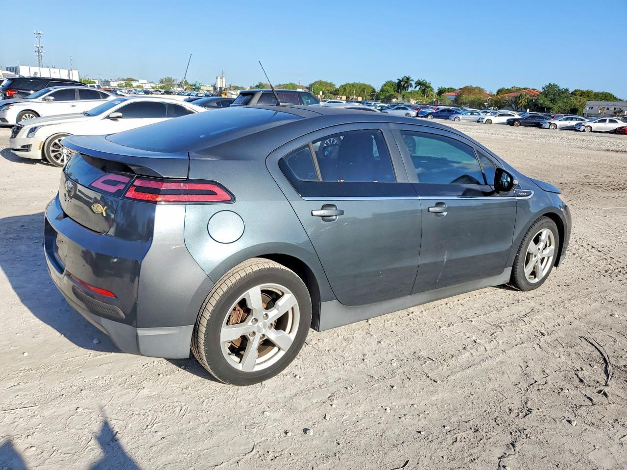 2013 CHEVROLET VOLT