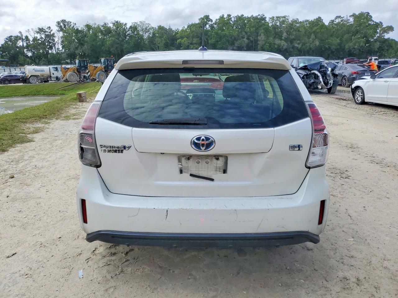 2016 TOYOTA PRIUS V