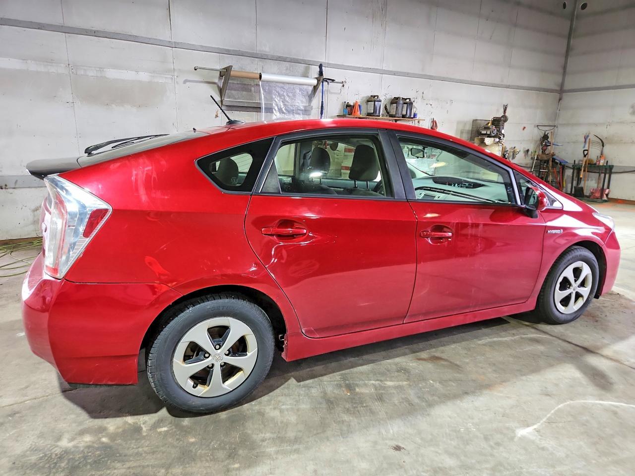 2015 TOYOTA PRIUS