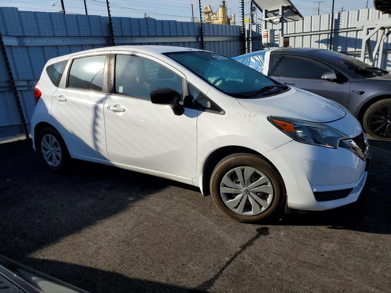 2018 NISSAN Versa Note