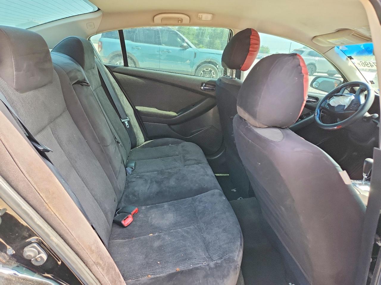 2010 NISSAN ALTIMA