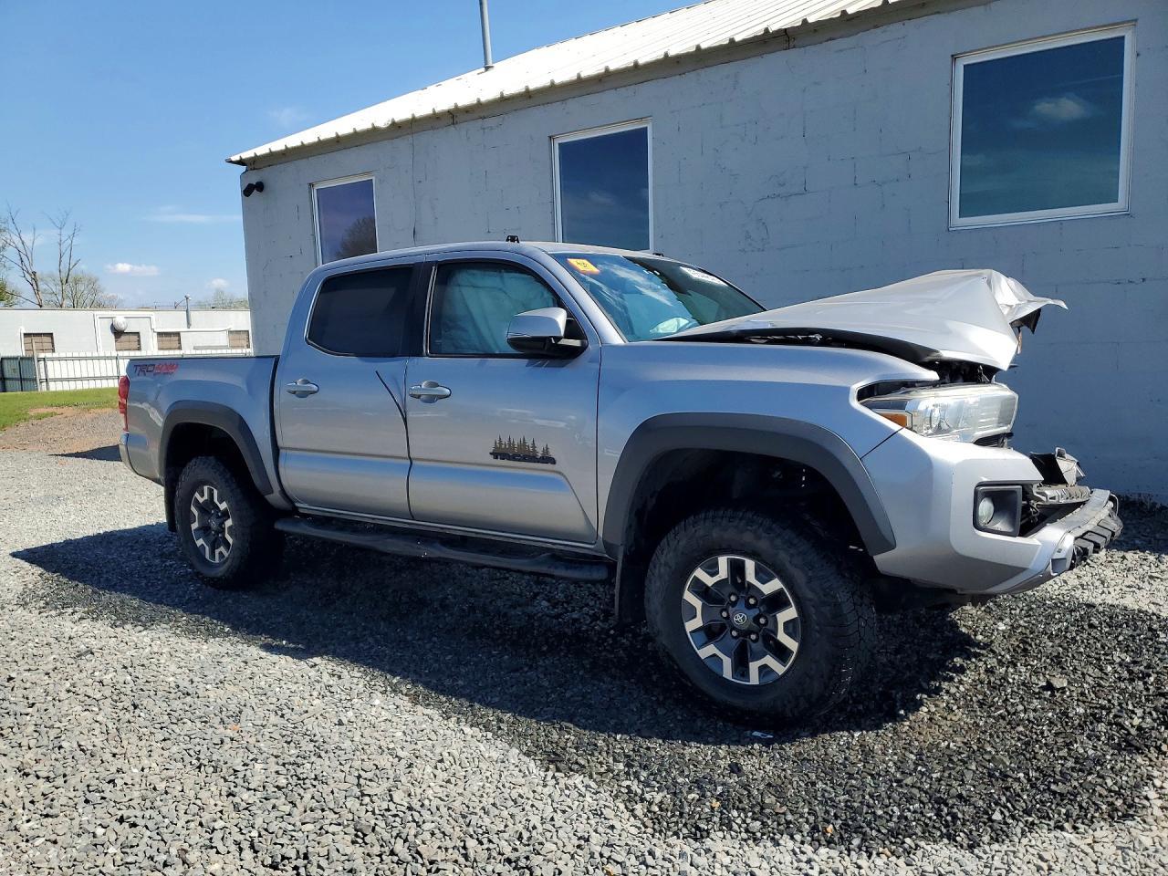 2016 TOYOTA TACOMA