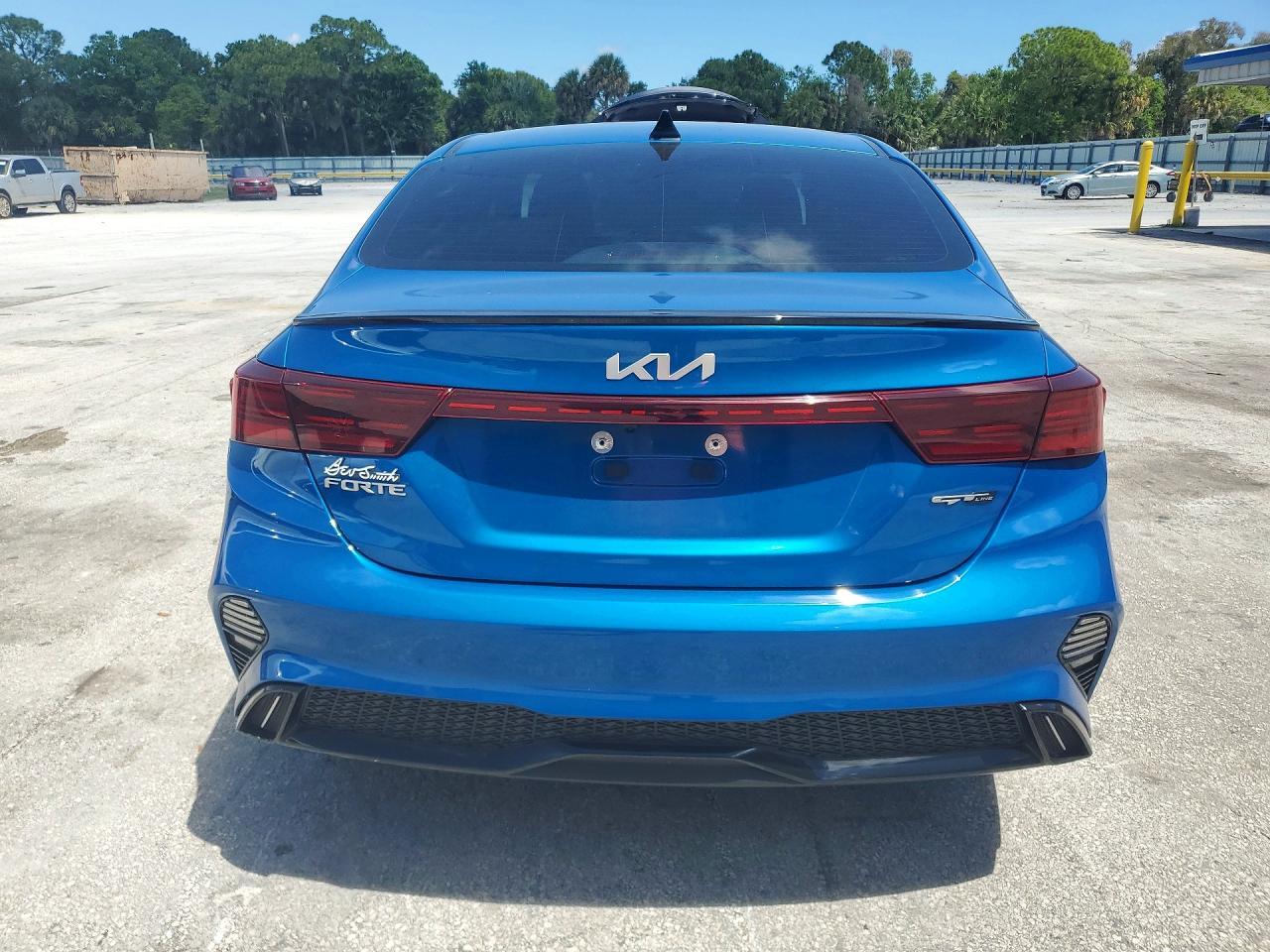 2023 KIA FORTE