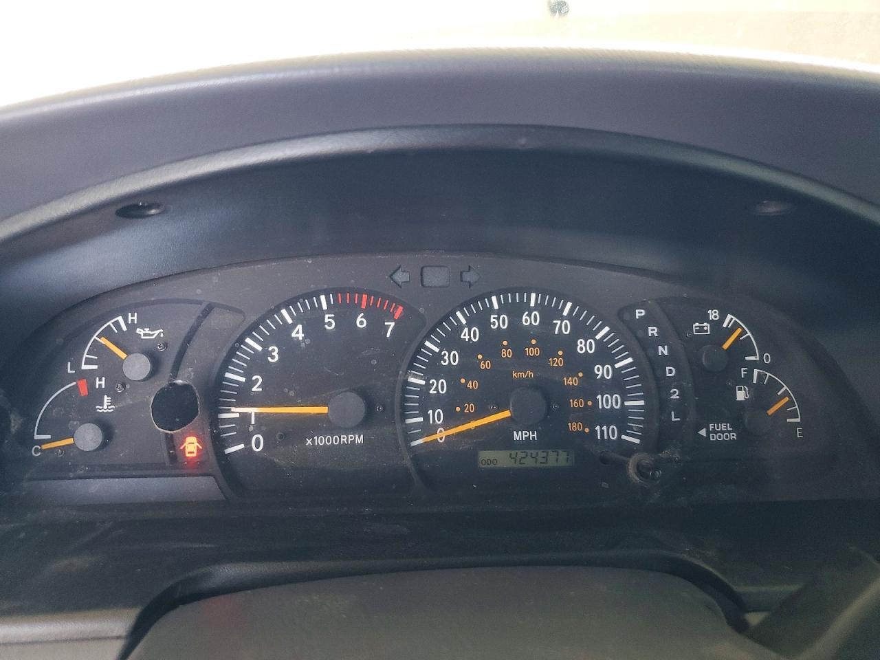 2002 TOYOTA TUNDRA
