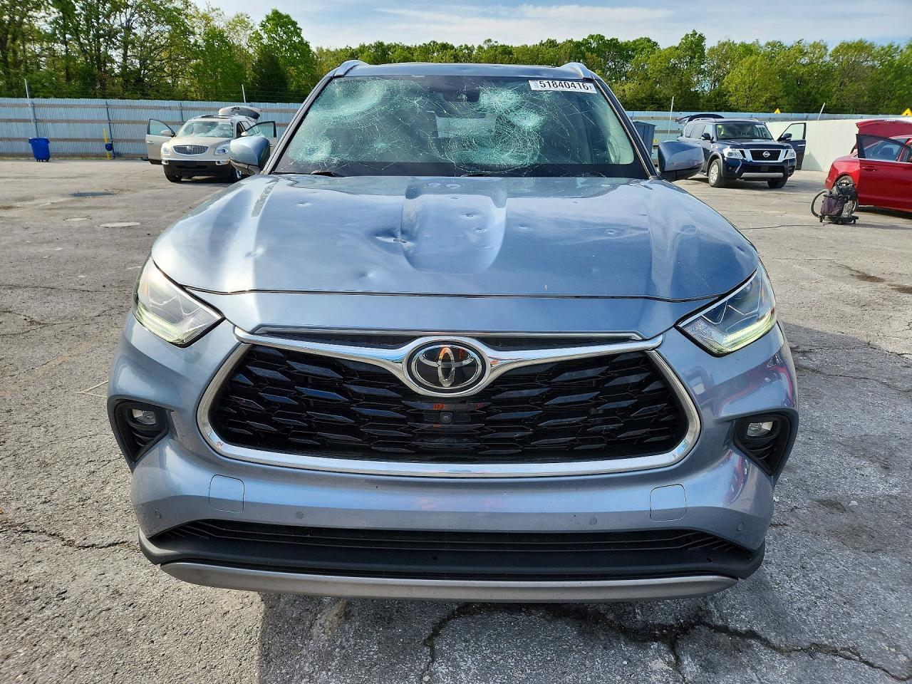 2022 TOYOTA HIGHLANDER