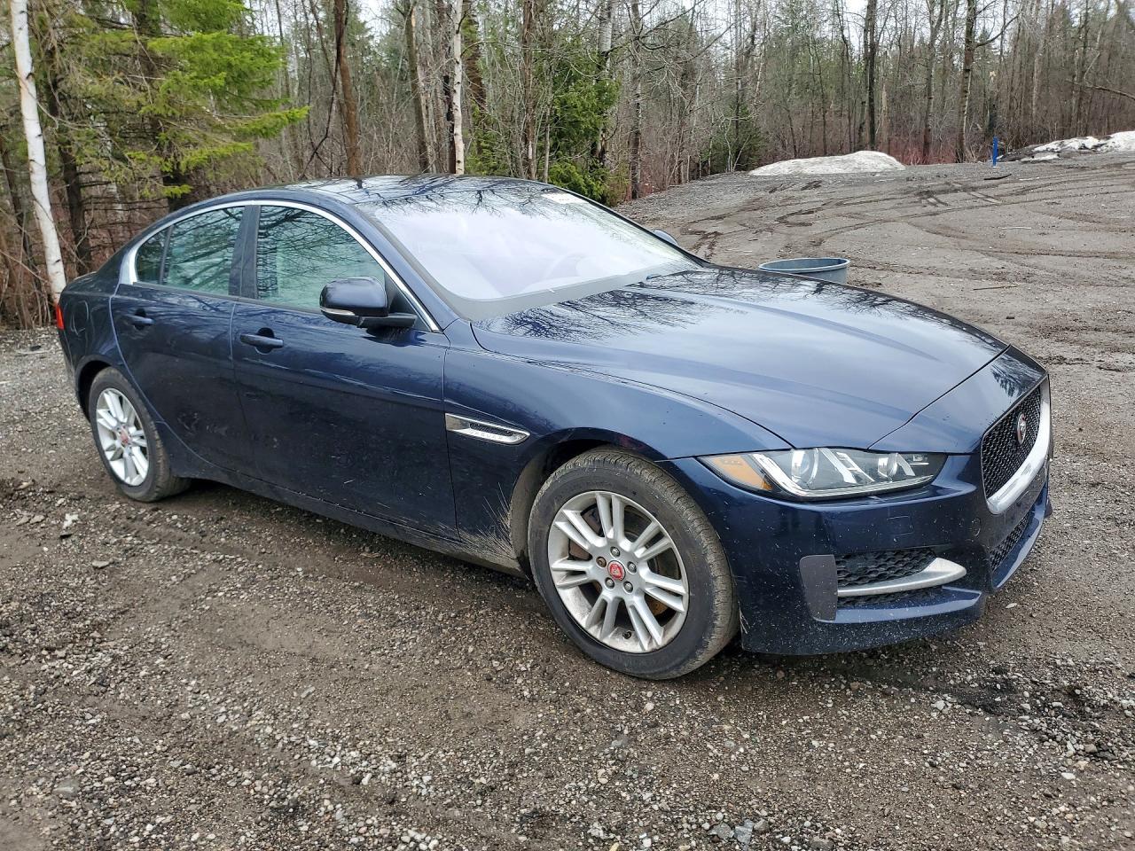 2017 JAGUAR XE