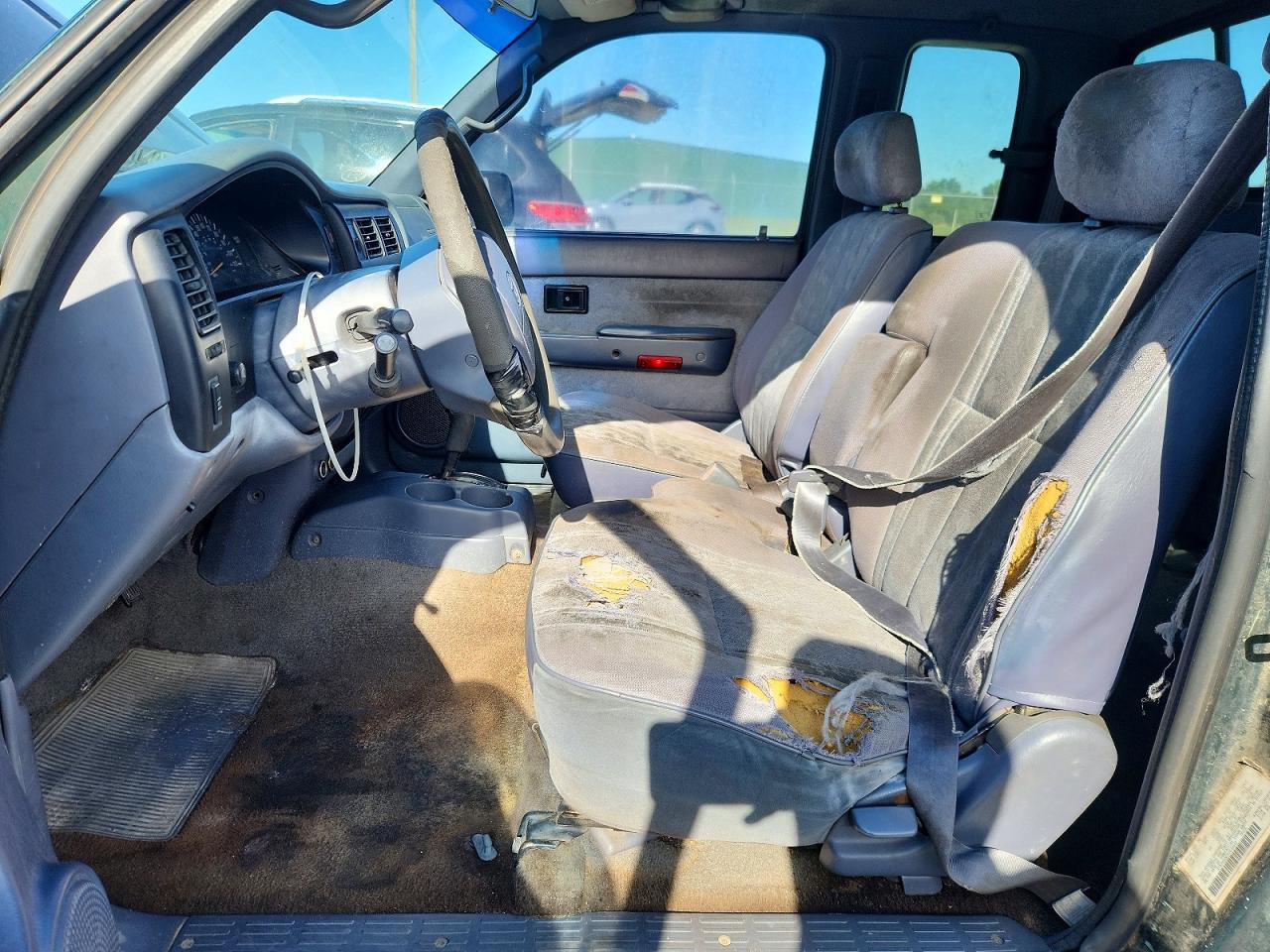 2000 TOYOTA TACOMA