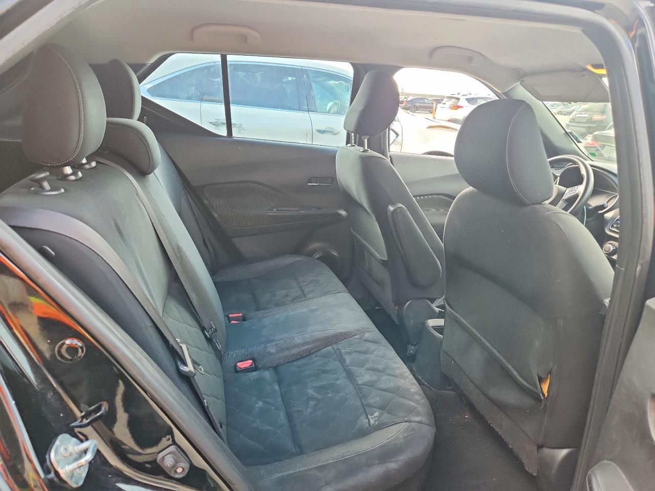2019 NISSAN KICKS