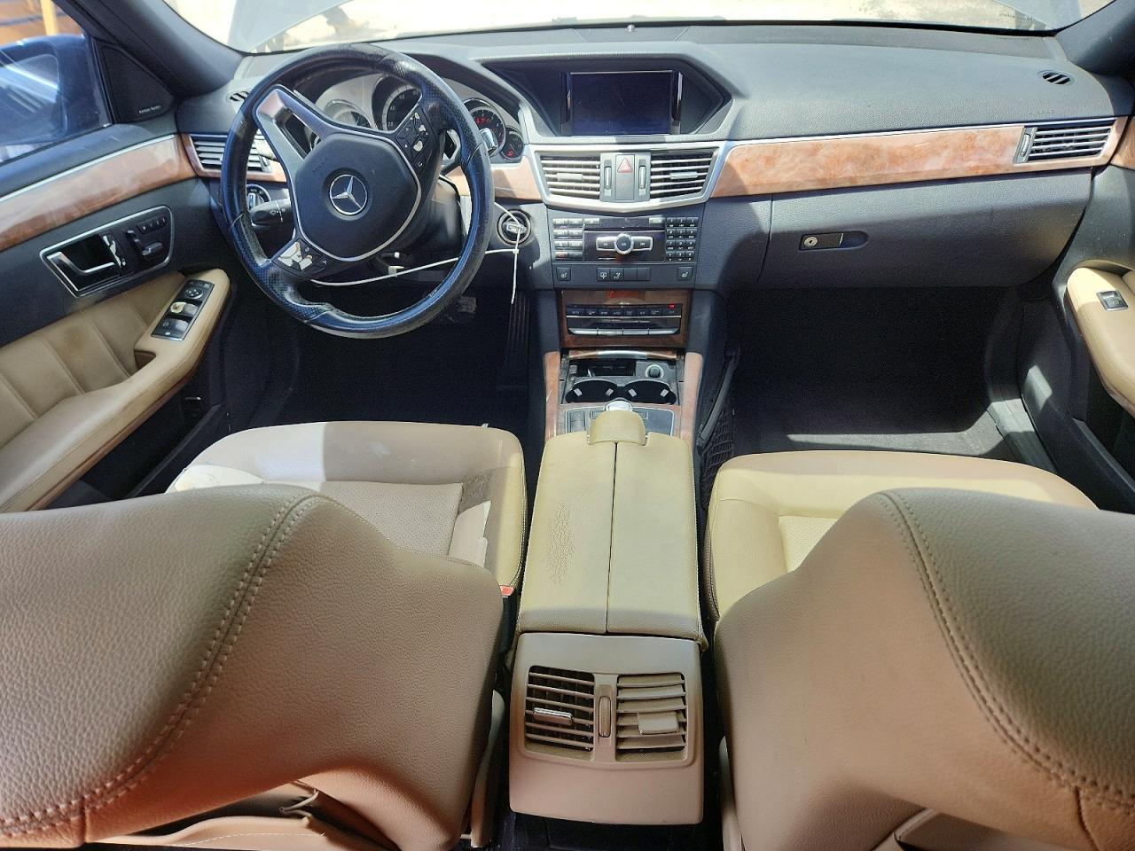 2013 MERCEDES-BENZ E-Class