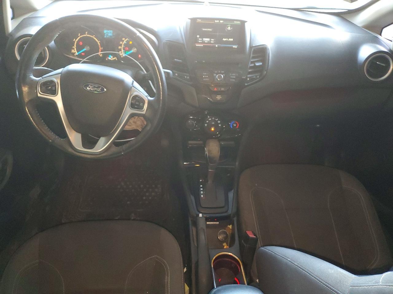 2014 FORD Fiesta