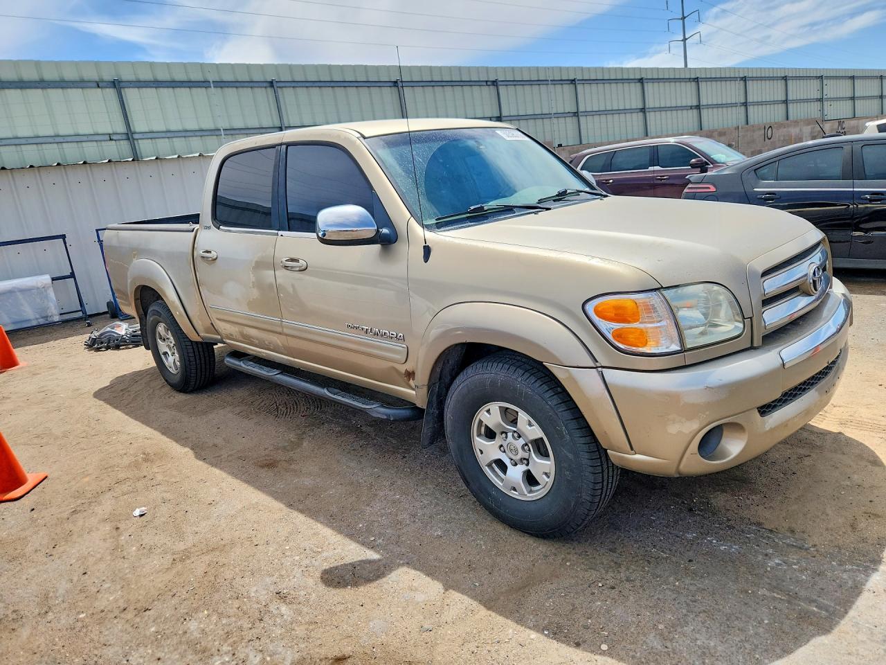 2004 TOYOTA TUNDRA