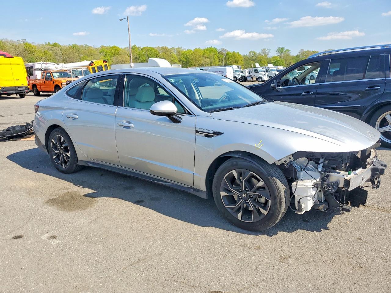 2025 HYUNDAI SONATA