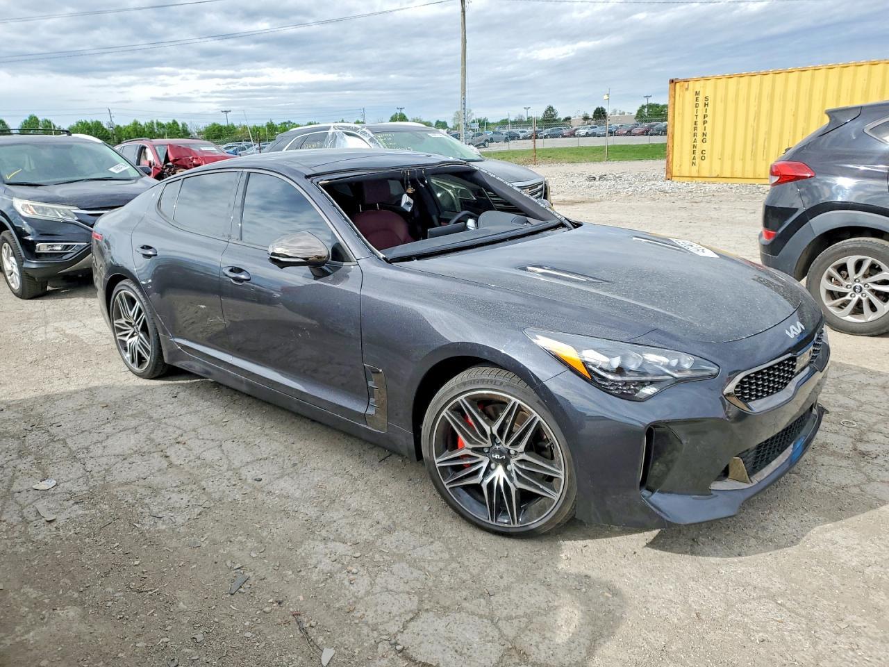 2023 KIA Stinger