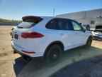 2015 PORSCHE CAYENNE