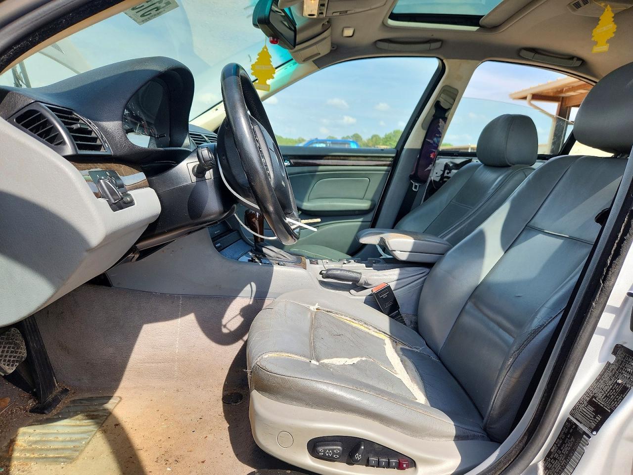 2002 BMW 3 SERIES