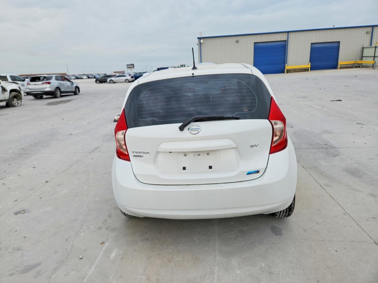 2016 NISSAN Versa Note
