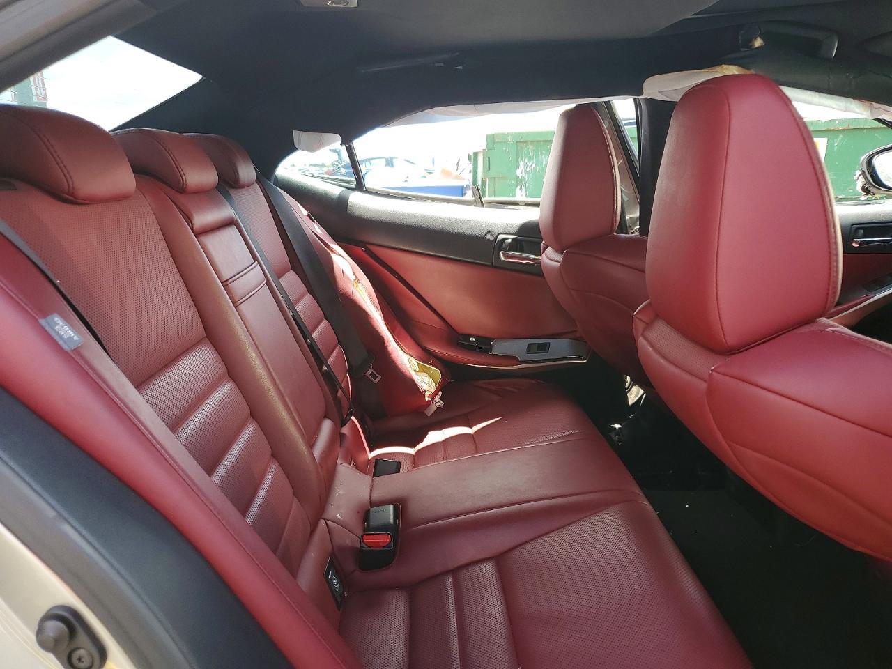 2015 LEXUS IS 250