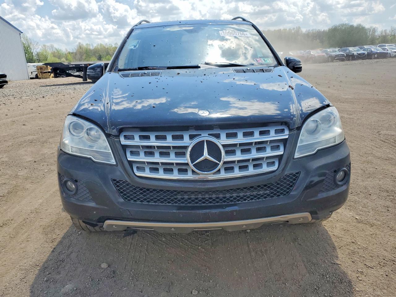 2011 MERCEDES-BENZ ML-Class