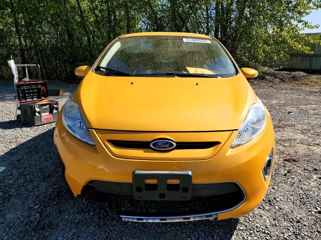 2011 FORD Fiesta