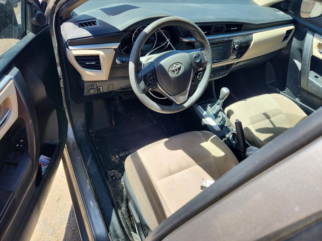 2015 TOYOTA COROLLA