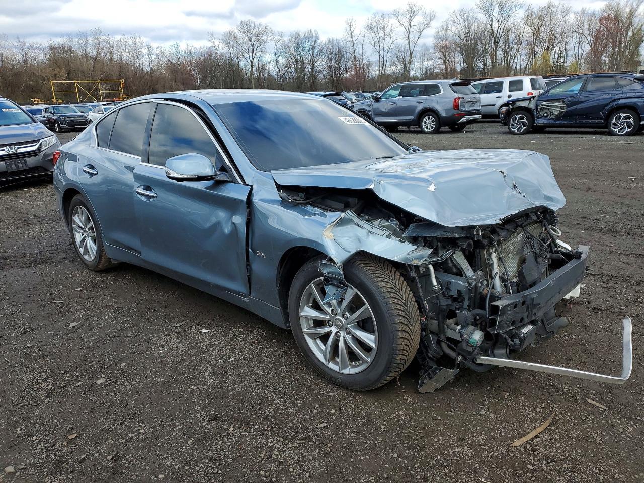 2017 INFINITI Q50