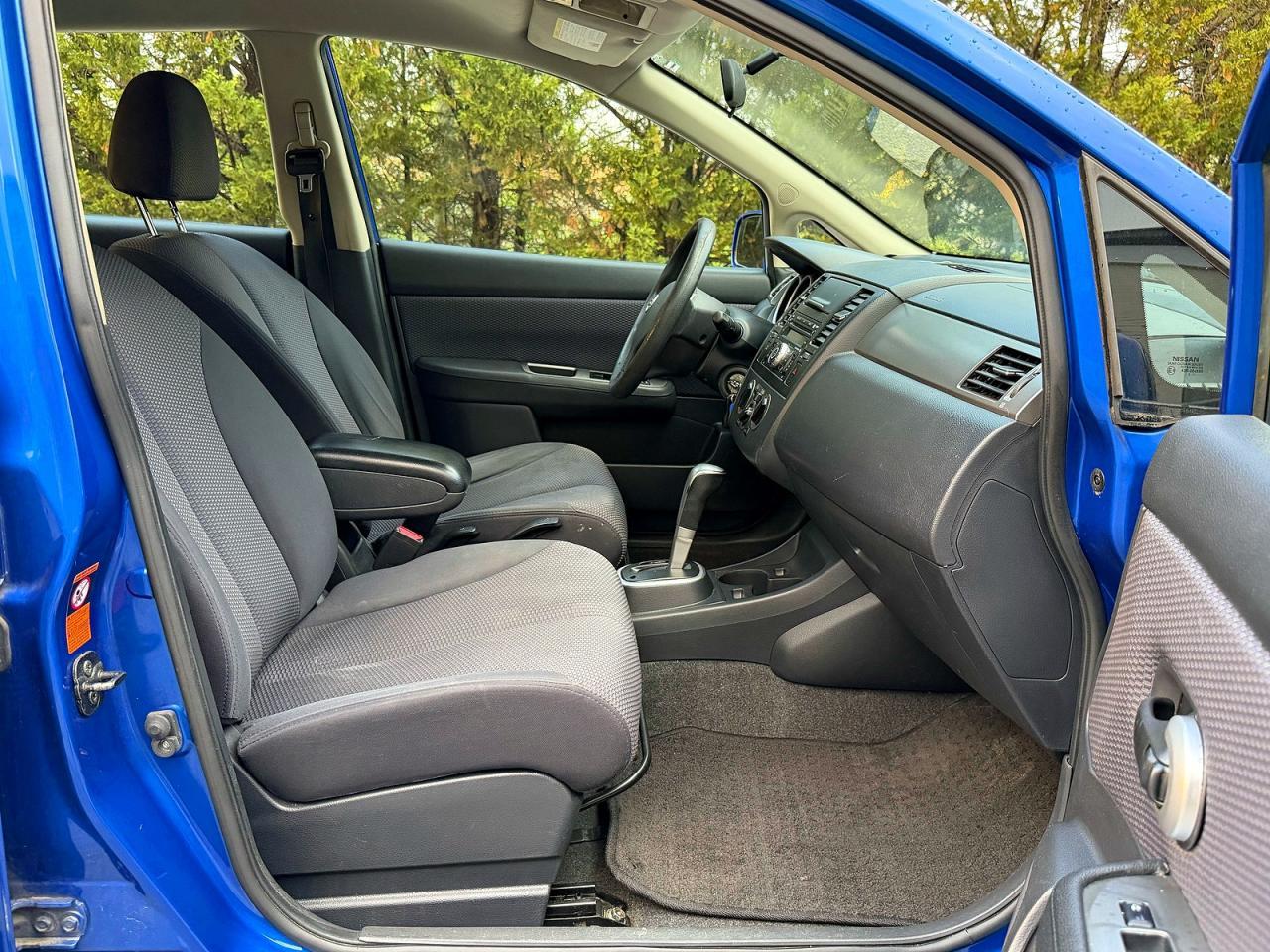2009 NISSAN VERSA