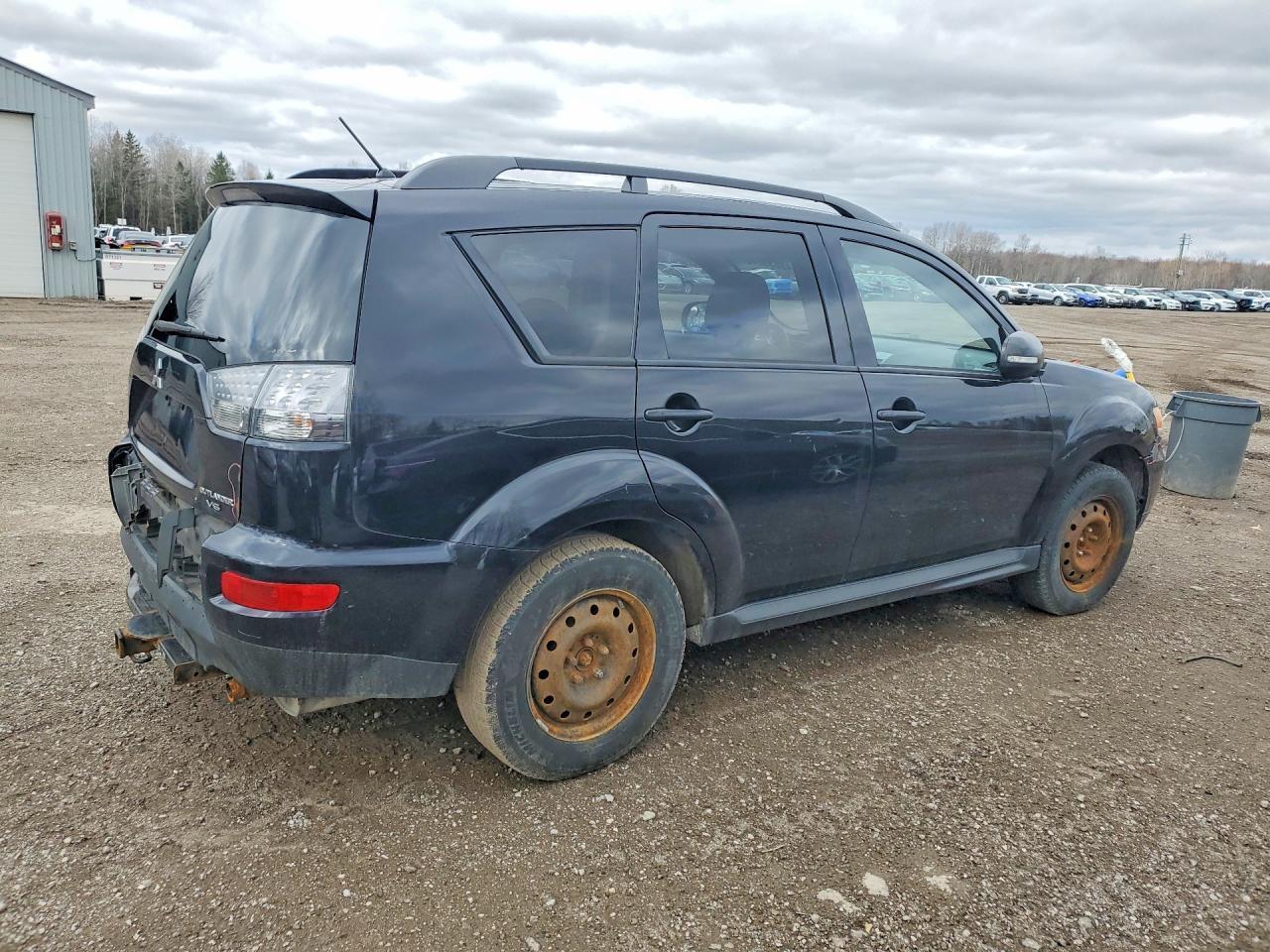 2010 MITSUBISHI outlander
