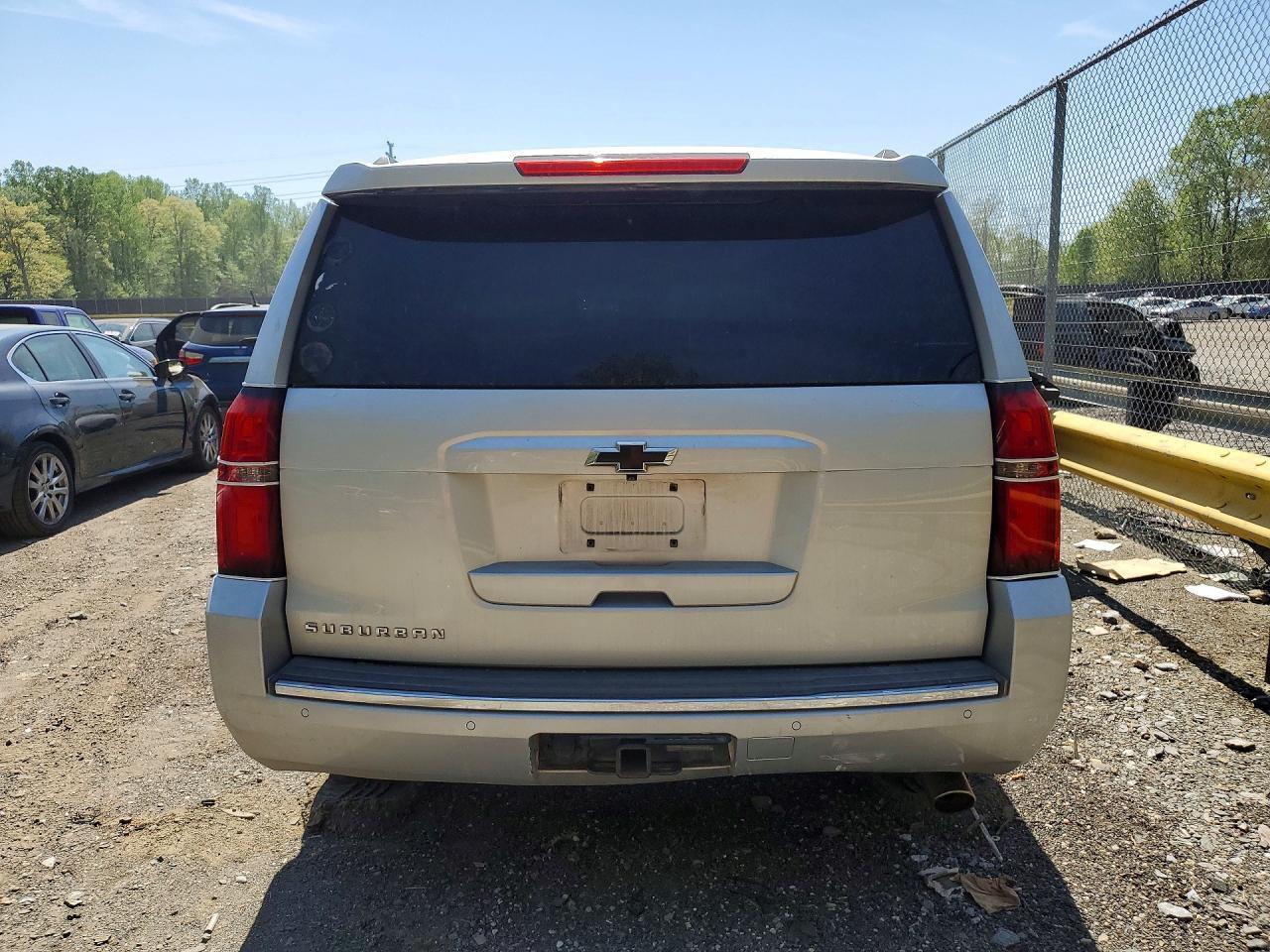 2015 CHEVROLET Suburban