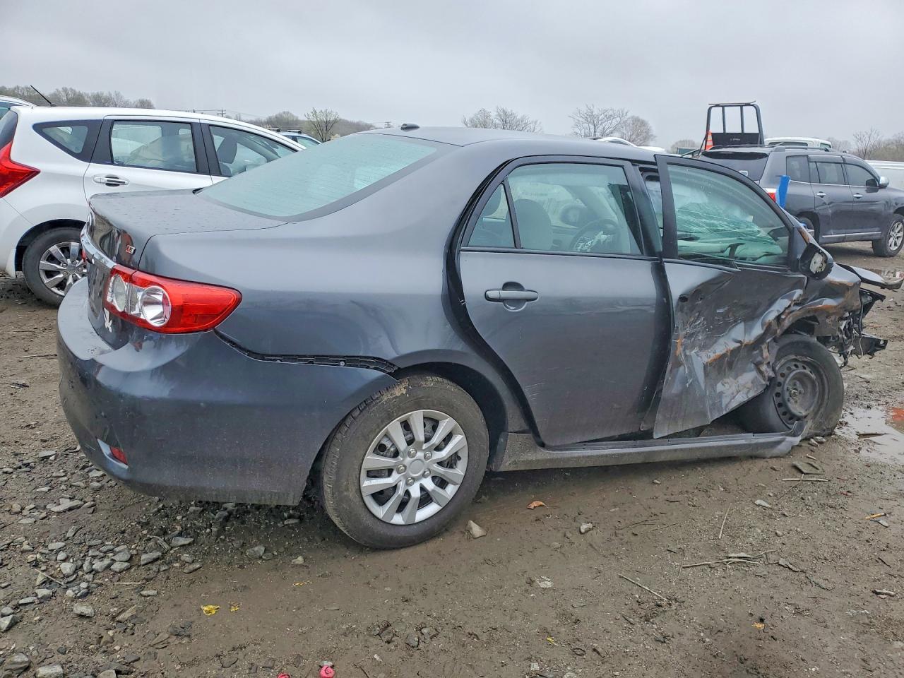 2011 TOYOTA COROLLA