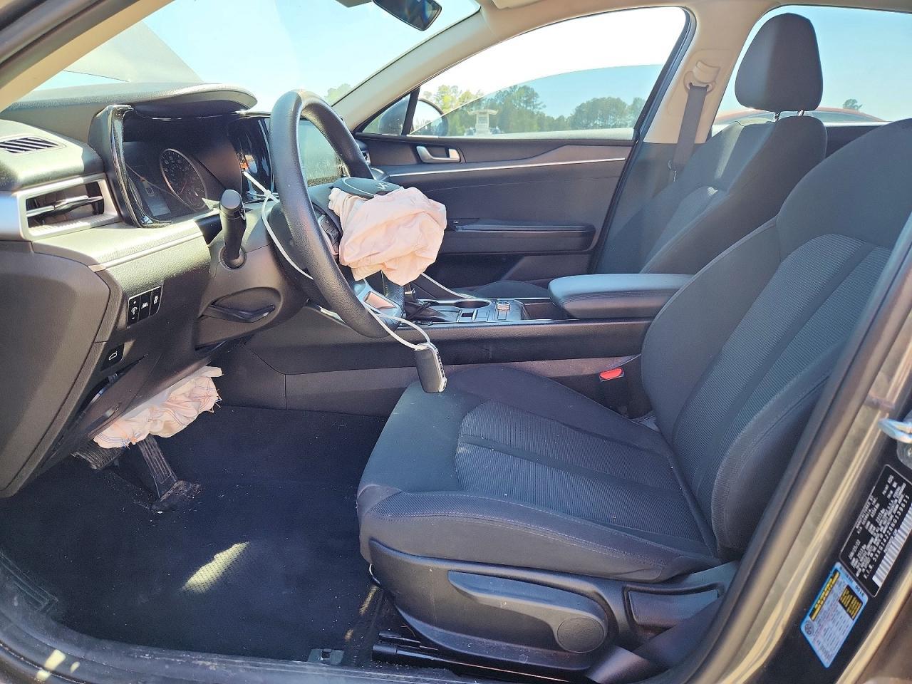 2022 KIA K5