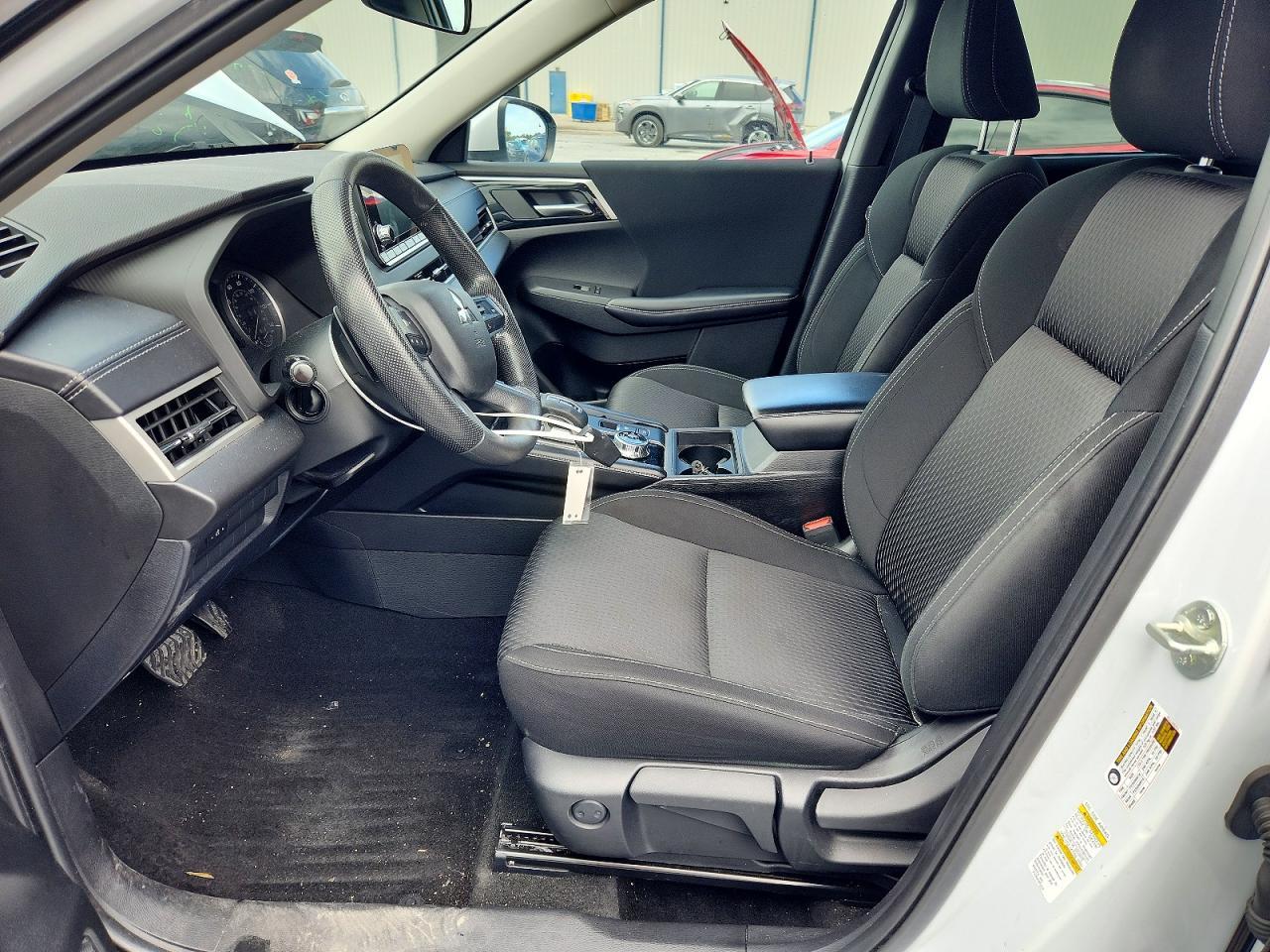 2022 MITSUBISHI outlander