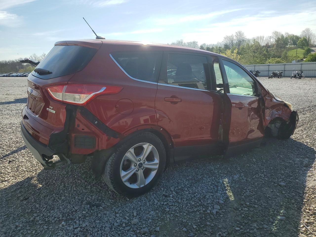 2014 FORD ESCAPE