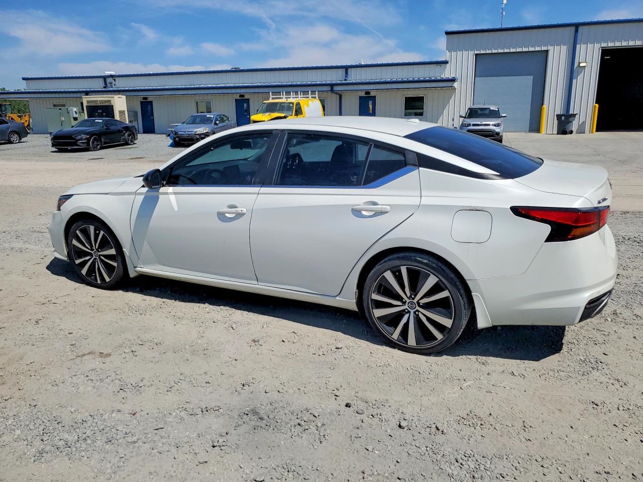 2020 NISSAN ALTIMA