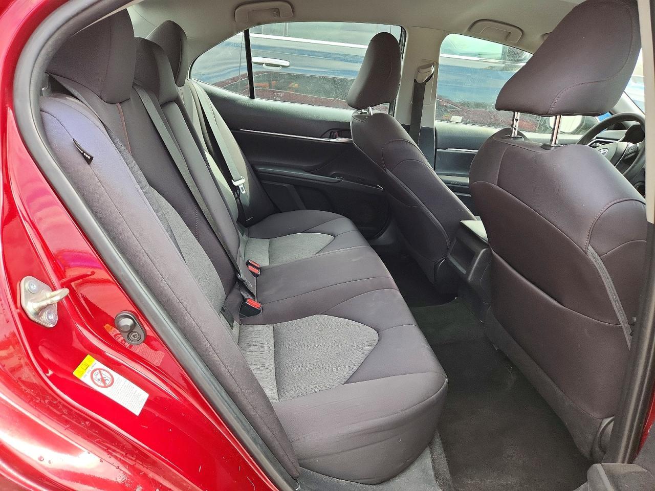 2018 TOYOTA CAMRY