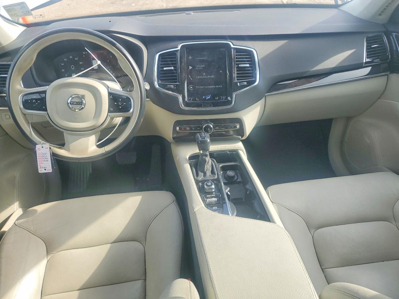 2018 VOLVO XC90