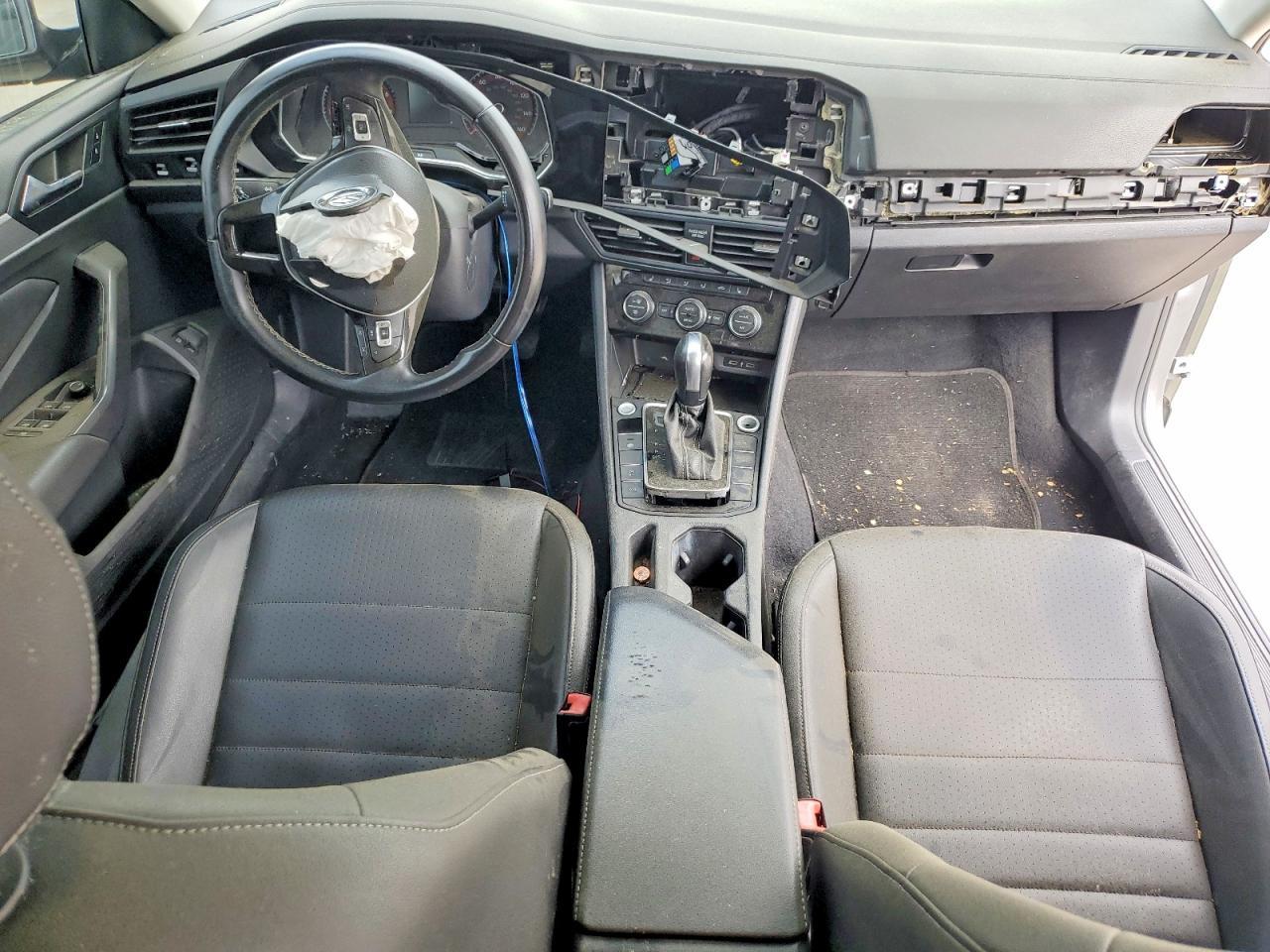 2021 VOLKSWAGEN JETTA