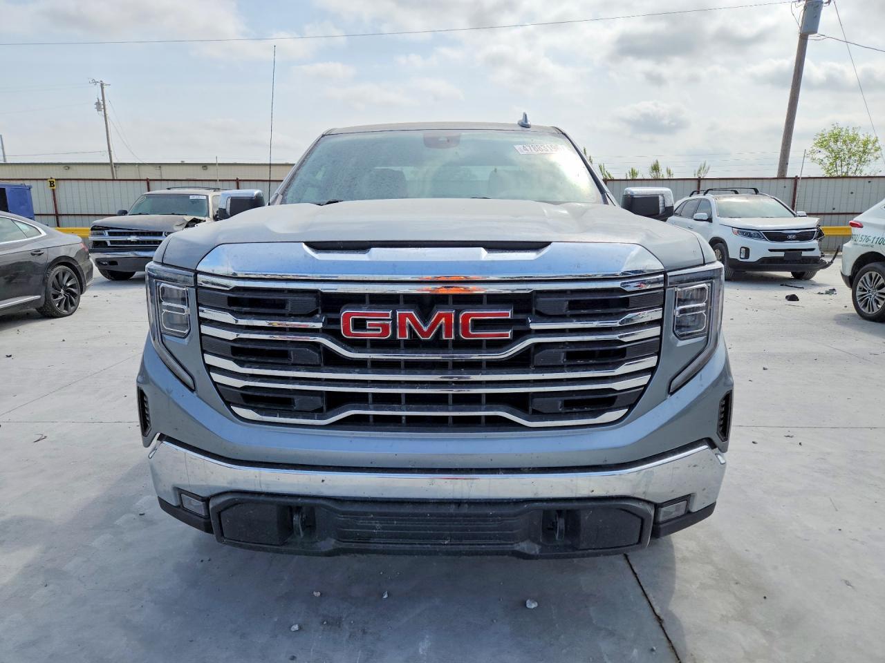 2024 GMC Sierra