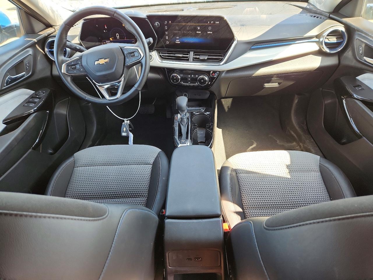 2025 CHEVROLET TRAX