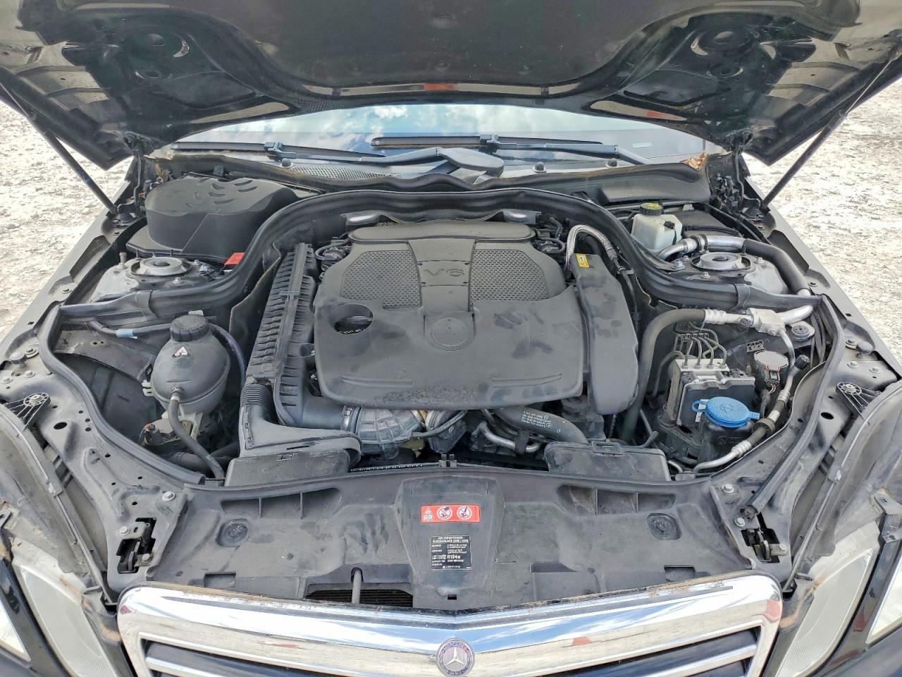2012 MERCEDES-BENZ E-Class