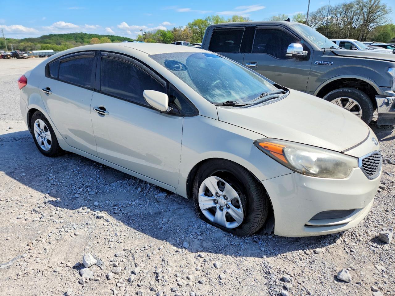 2015 KIA FORTE