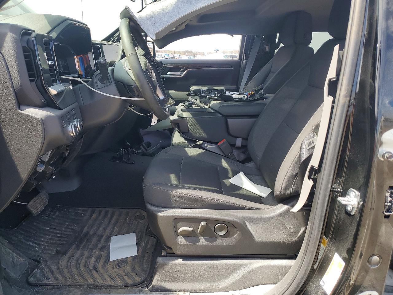 2025 GMC Sierra