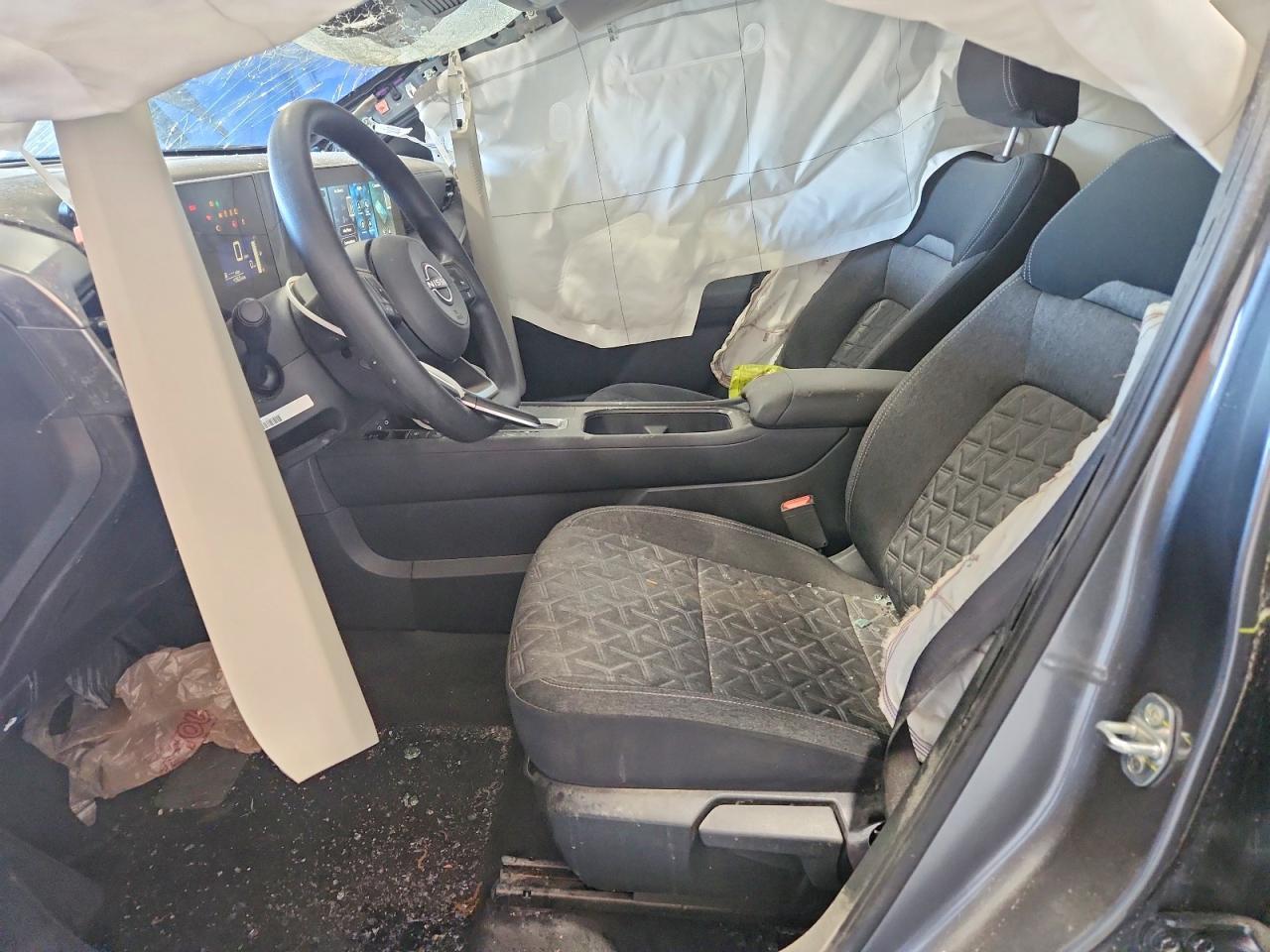 2026 NISSAN KICKS